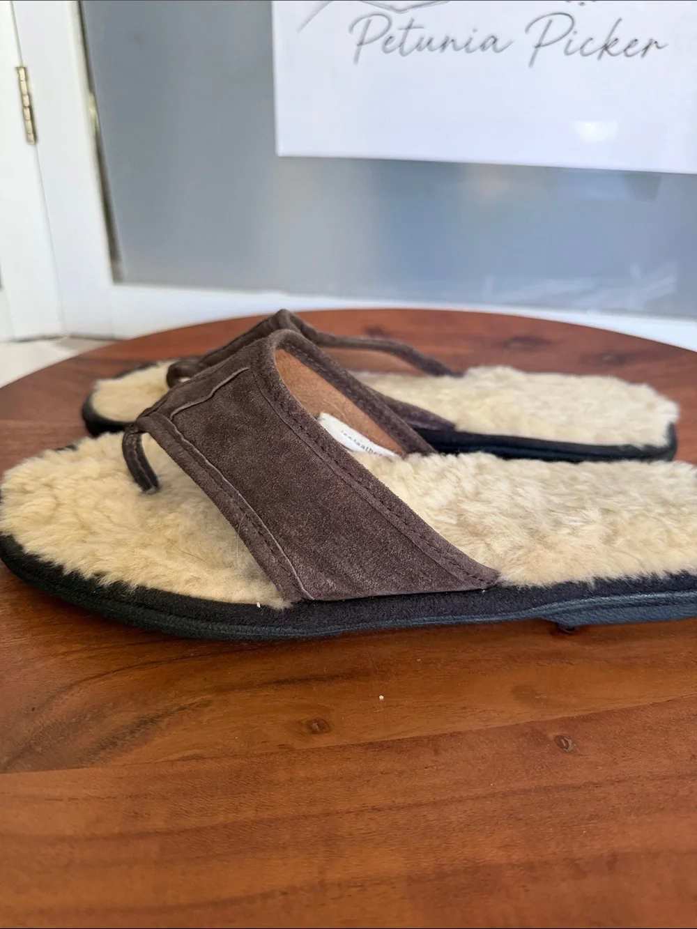Smartdogs leather shearling sandals 7.5/8